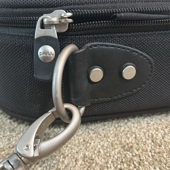 Dell Laptop Computer Case - Picture 7 of 16